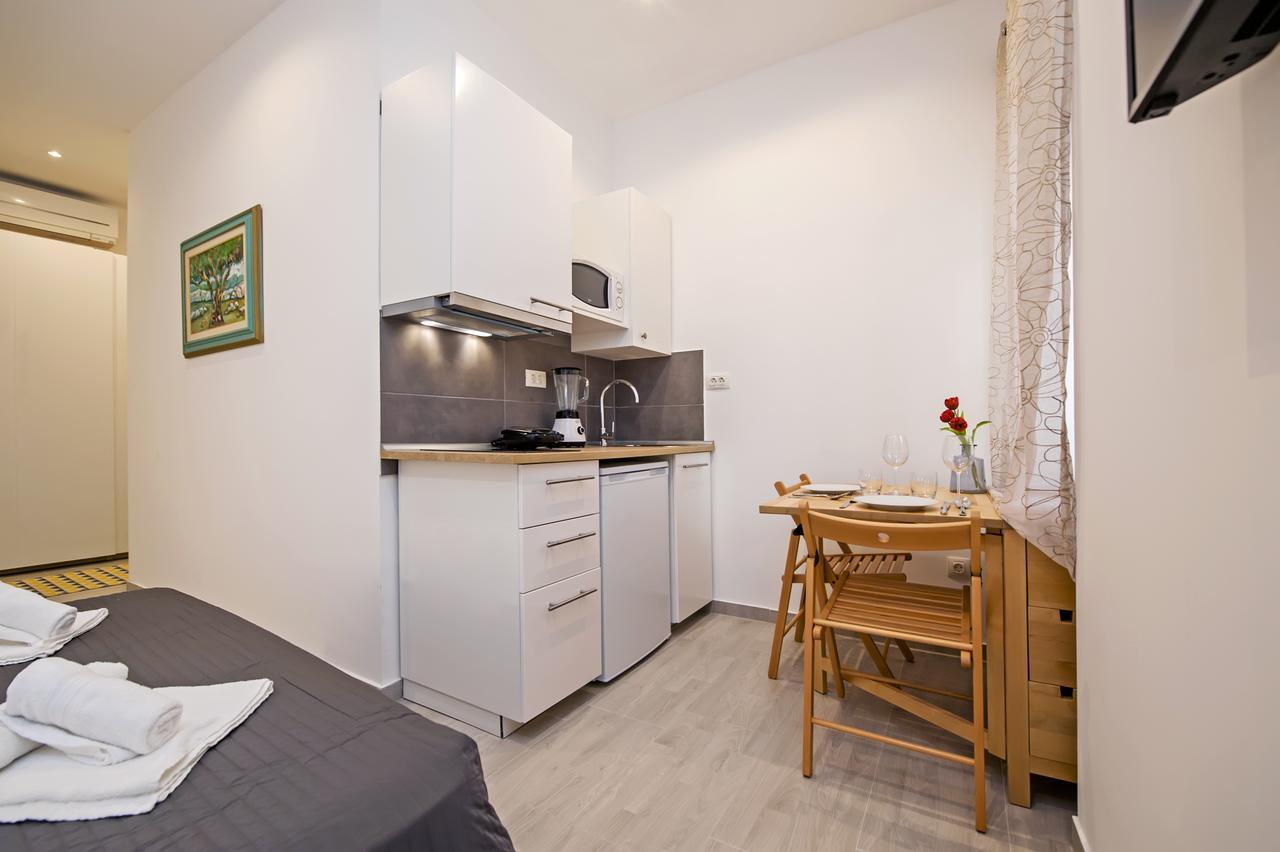 Garzoto Rooms And Studios Rovinj Buitenkant foto